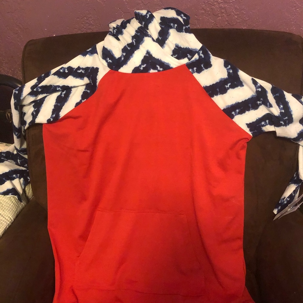 NWT Lularoe Amber red white blue